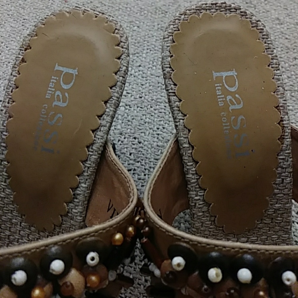 NWOT Passi Italia Collezione Vivian Sandals - Picture 6 of 6